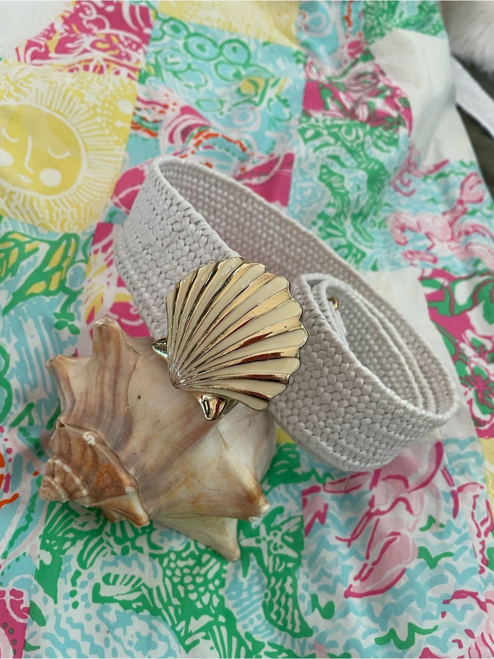 Lily Pulitzer White Woven Belt with Gold Seashell Clasp